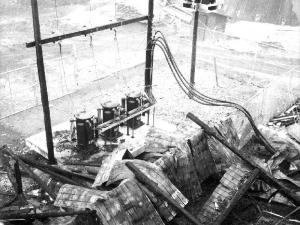 Débris du poste du transformateur à la scierie de Kedgwick