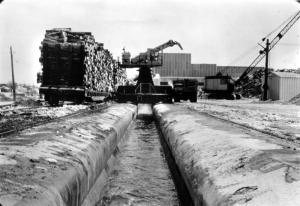 Unloader at the Edmundston Fraser Mill