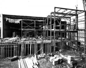 Construction de la salle de pâte mécanique de l'usine Fraser d'Edmundston