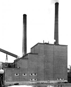 Nouvelle station de vapeur  l' usine d'Edmundston