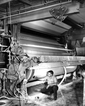 Paperboard Coating in the Paperboard Departmentof the Fraser Mill in Edmundston