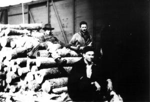 Workers at the Saint Jacques Conveyor