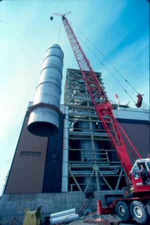 Chemine pour l'atelier de la chaudire de rcupration  l'usine Fraser d'Edmundston