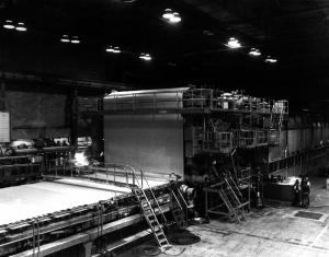 Travailleurs à la machine no. 7