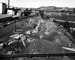 Construction près de l'usine Fraser au Maine